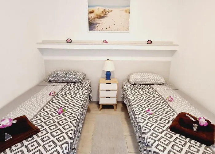 Дом отдыха Ocean View 1 Bedroom In *