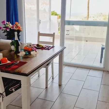 Ocean View 1 Bedroom In أذيخي